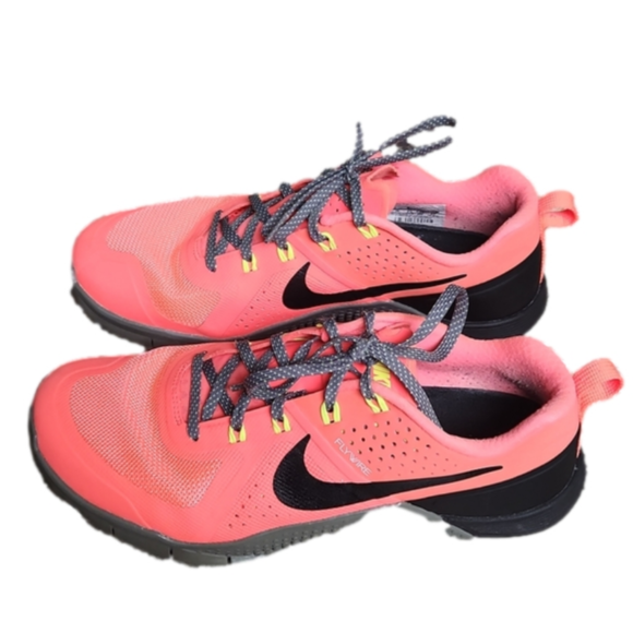 Nike flywire sneakers - Picture 2 of 4